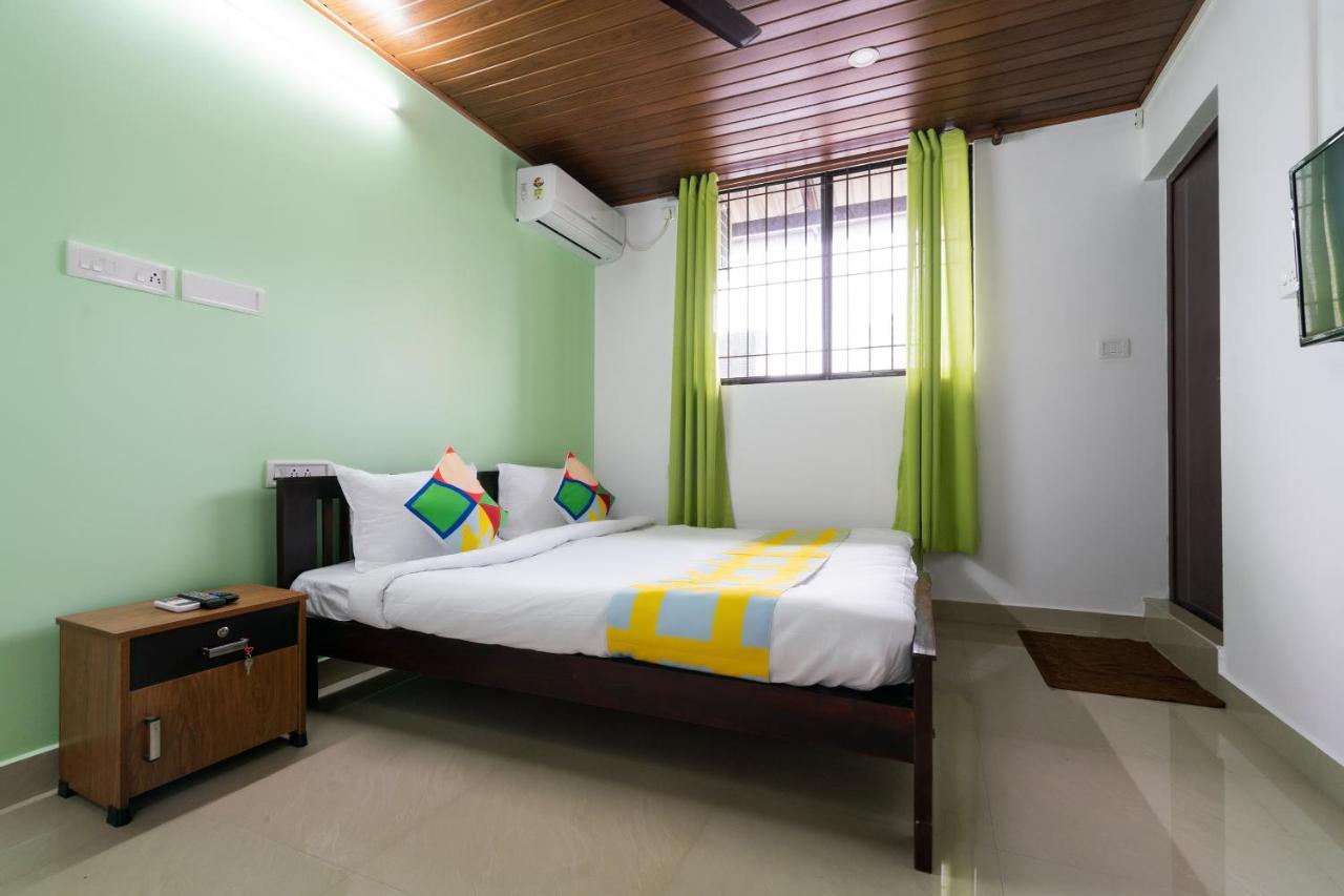 Oyo Home 49697 Aj Apartments Kochi Exterior photo